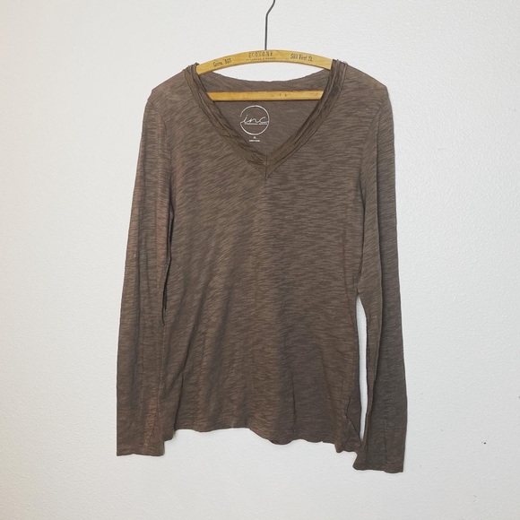 INC International Concepts long sleeve fitted tee shirt - Picture 1 of 3